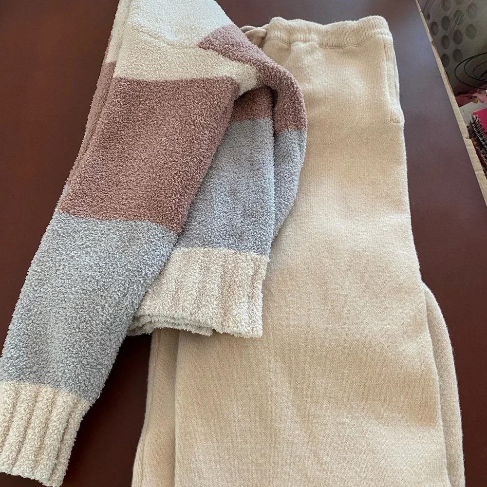 Sweater - Picture 6 of 6